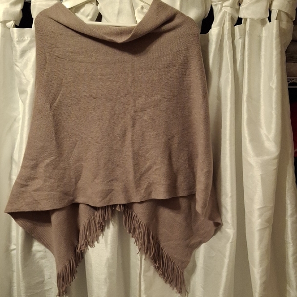 Echo Sweaters - Echo Tan Fringed Women's Poncho One Size